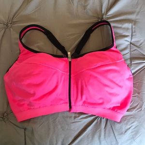 Victoria’s Secret 2 layer sports bra